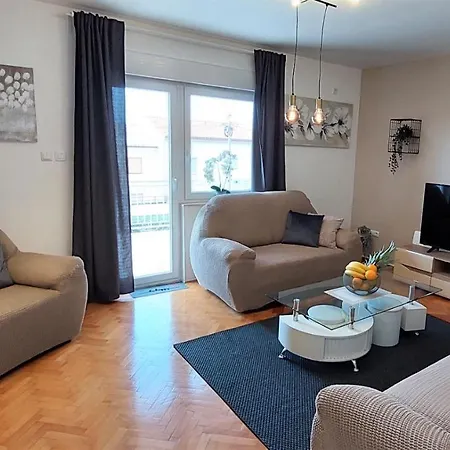 Apartment Mari *